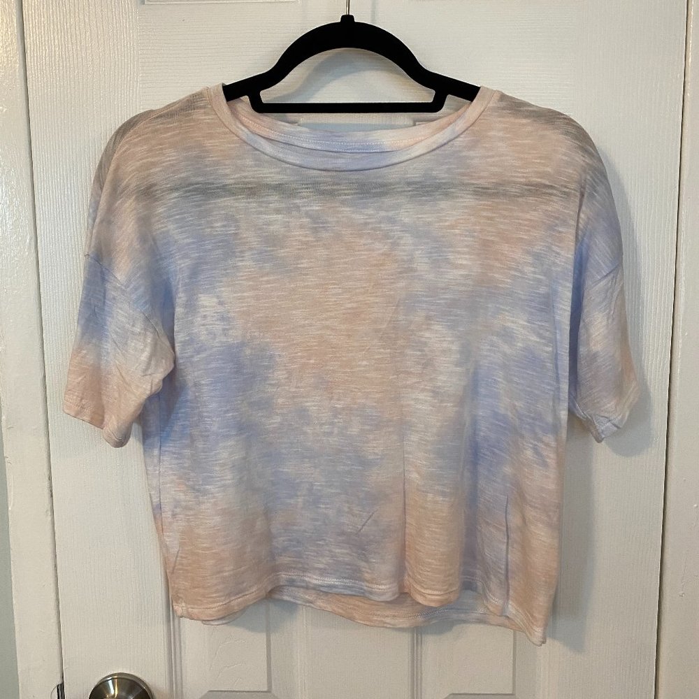 American Eagle Blue/Peach Tie Dye Crop Top